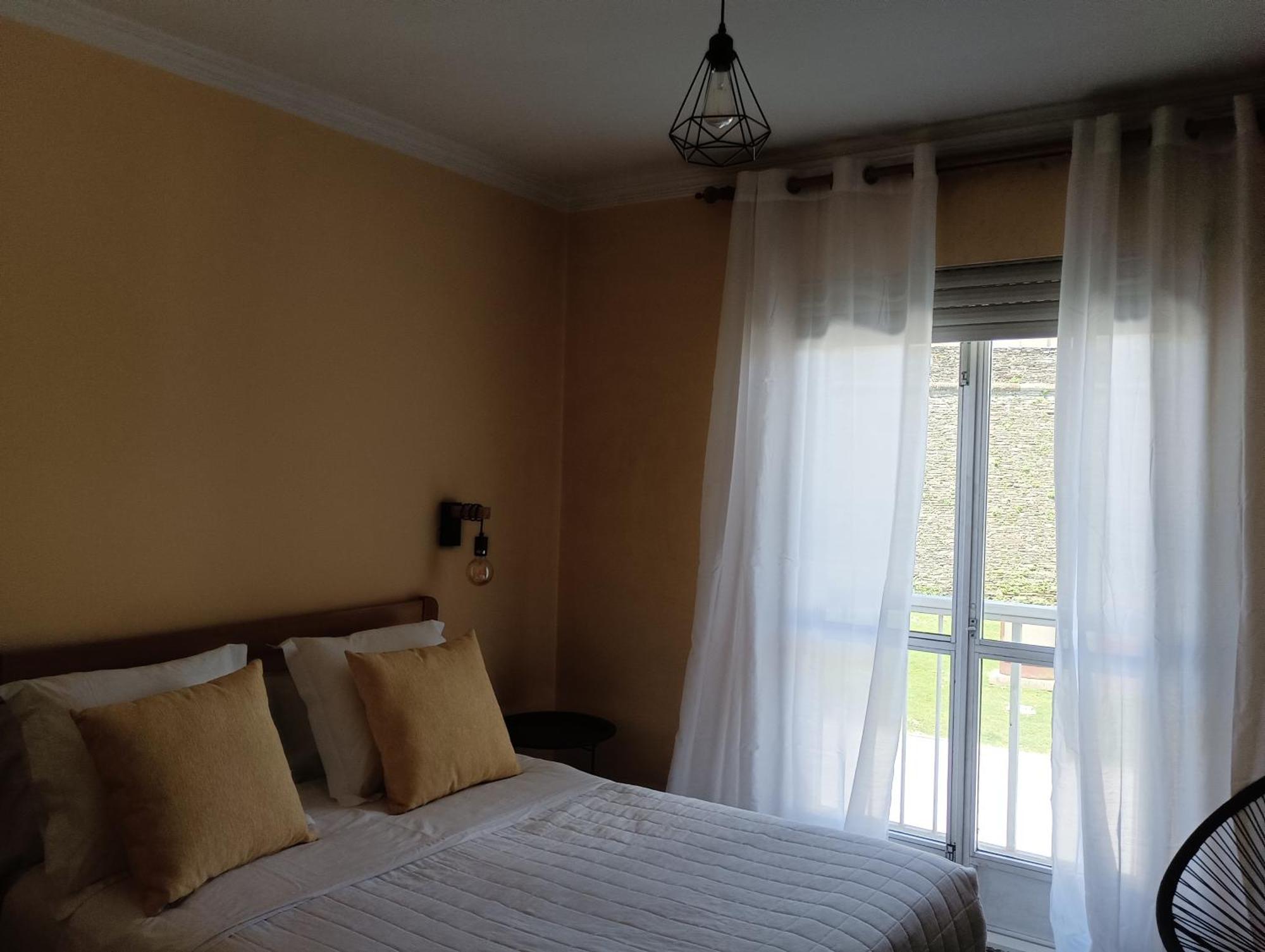 Hostal Pension Mar De Plata Lugo Buitenkant foto