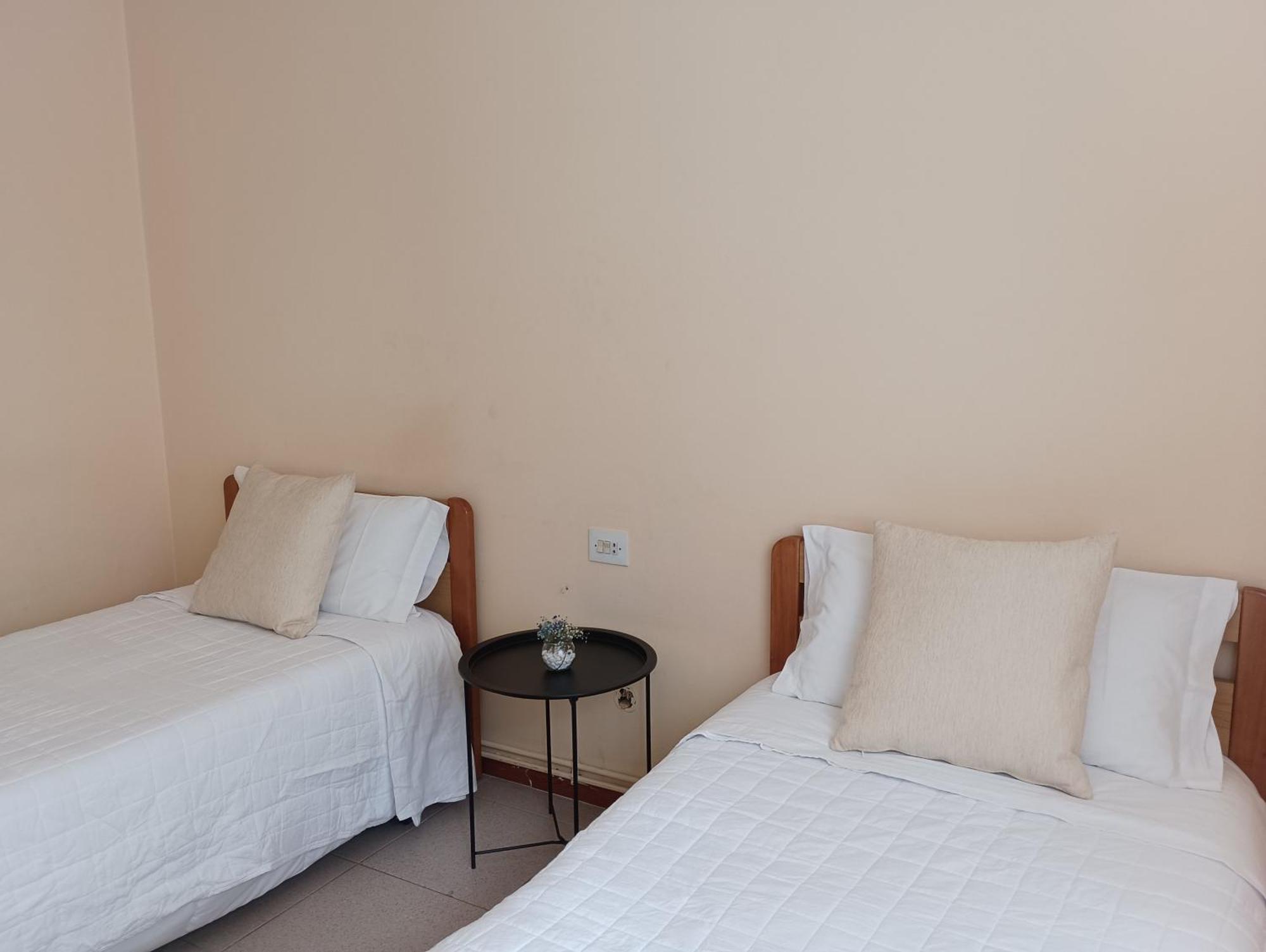 Hostal Pension Mar De Plata Lugo Buitenkant foto