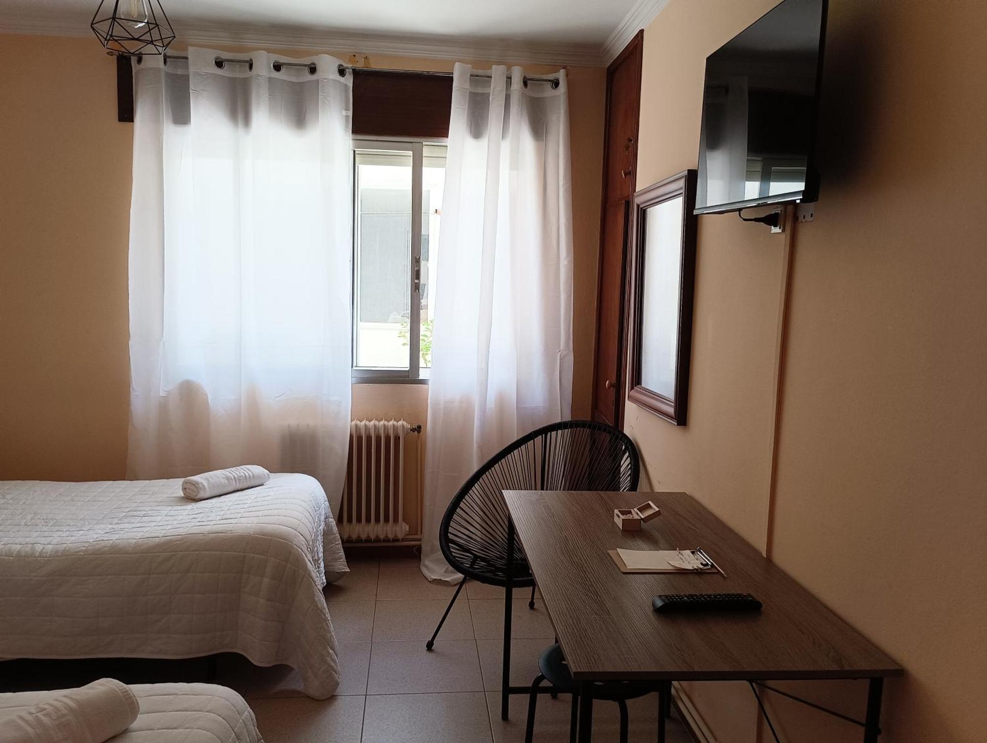 Hostal Pension Mar De Plata Lugo Buitenkant foto