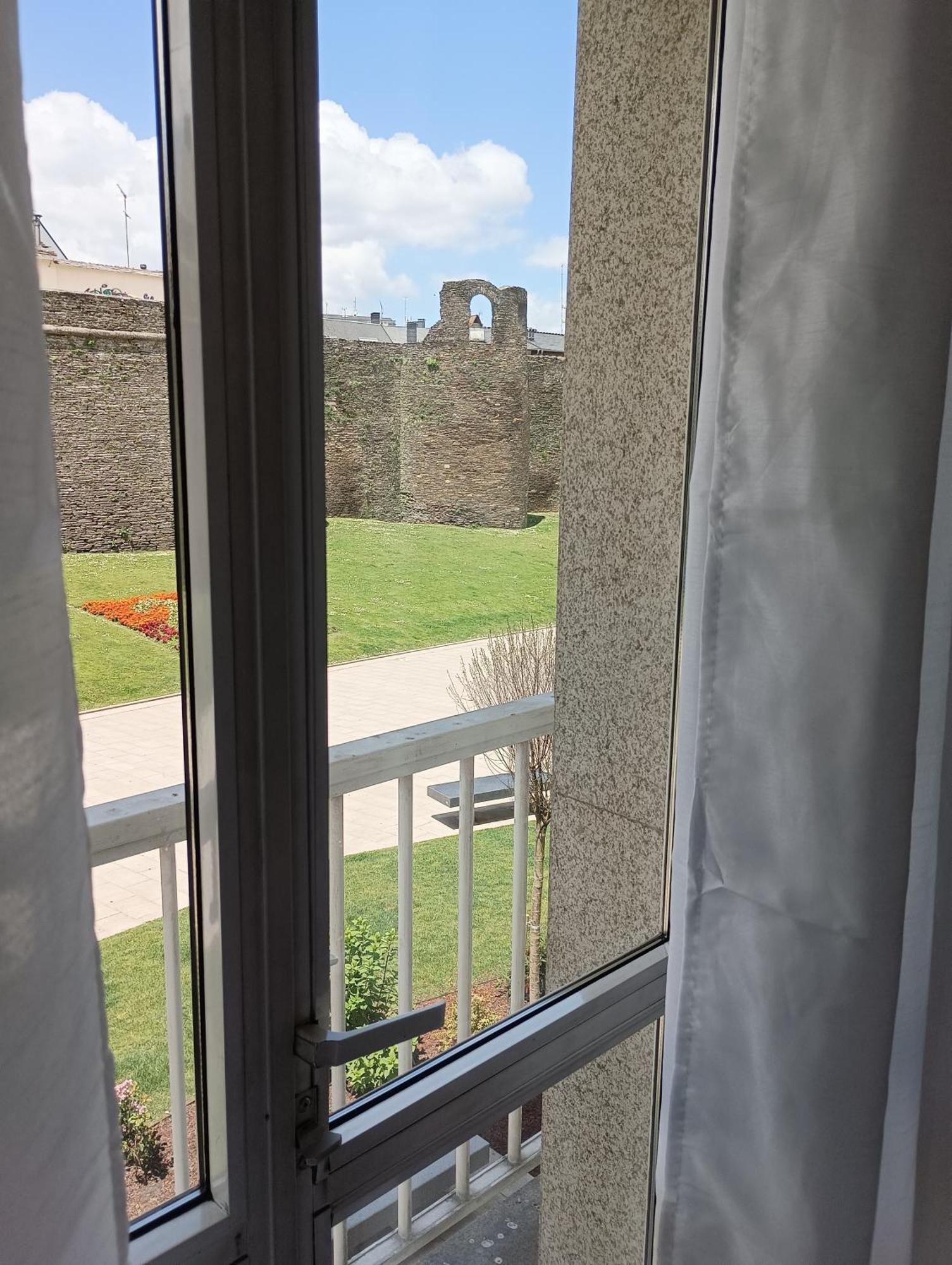 Hostal Pension Mar De Plata Lugo Buitenkant foto